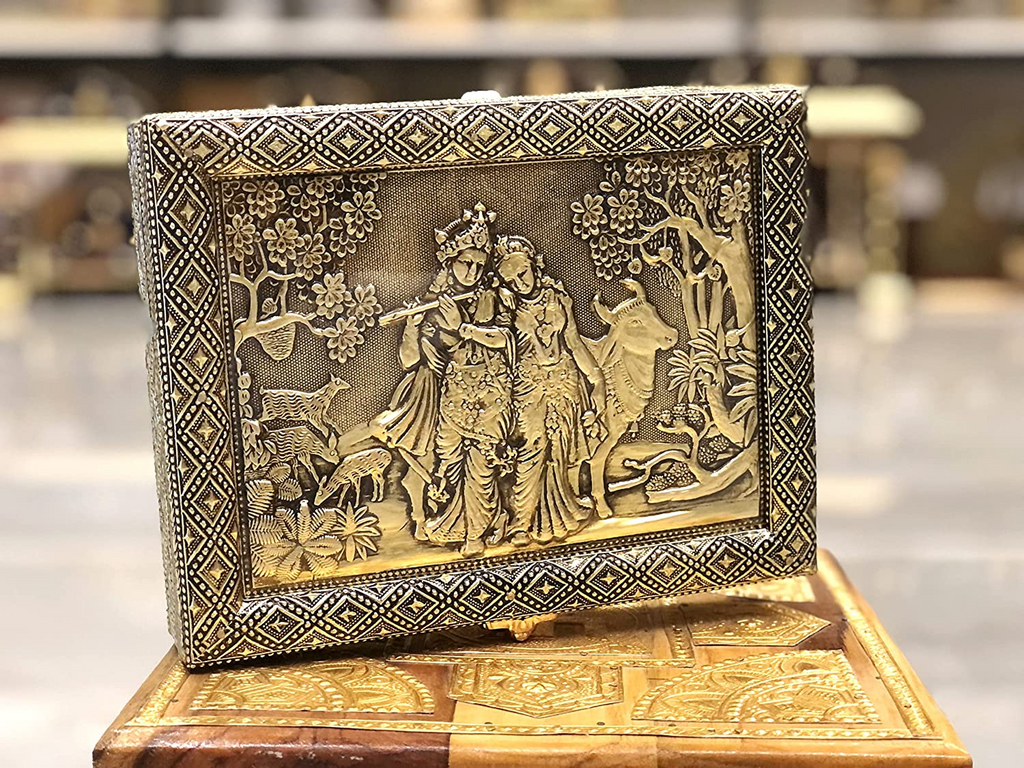 Golden Radha-Krishna Wooden Dry Fruit Box_#04